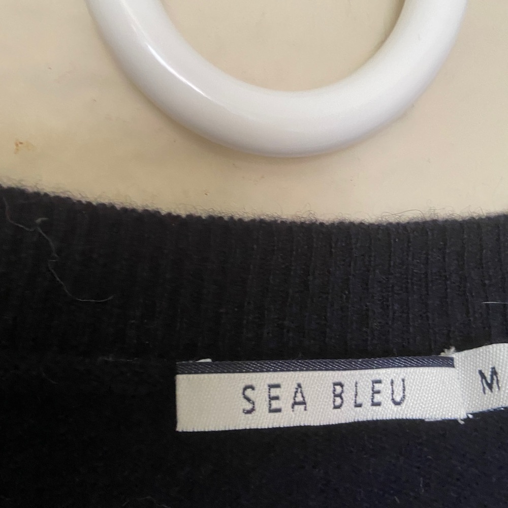 COPY - Sea Bleu Top SZ M - Picture 3 of 5